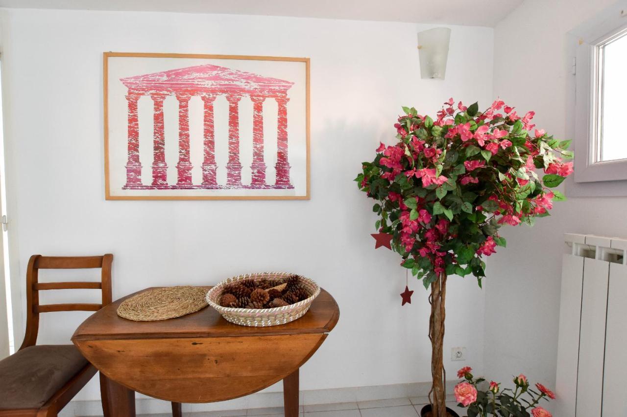 Moulin Rose, Parking - Jardin Lägenhet Arles Exteriör bild